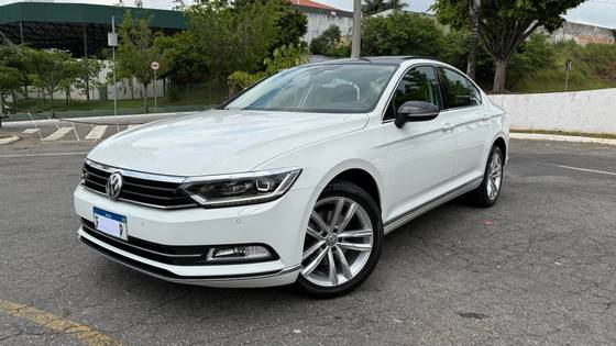 VOLKSWAGEN PASSAT 2.0 16V TSI BLUEMOTION GASOLINA HIGHLINE 4P DSG